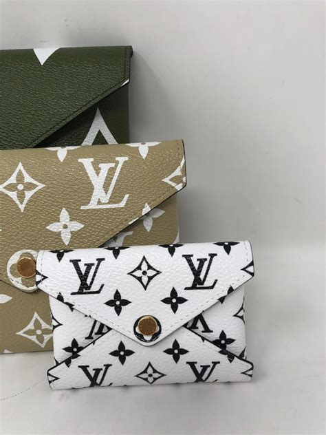 louis vuitton kirigami set.